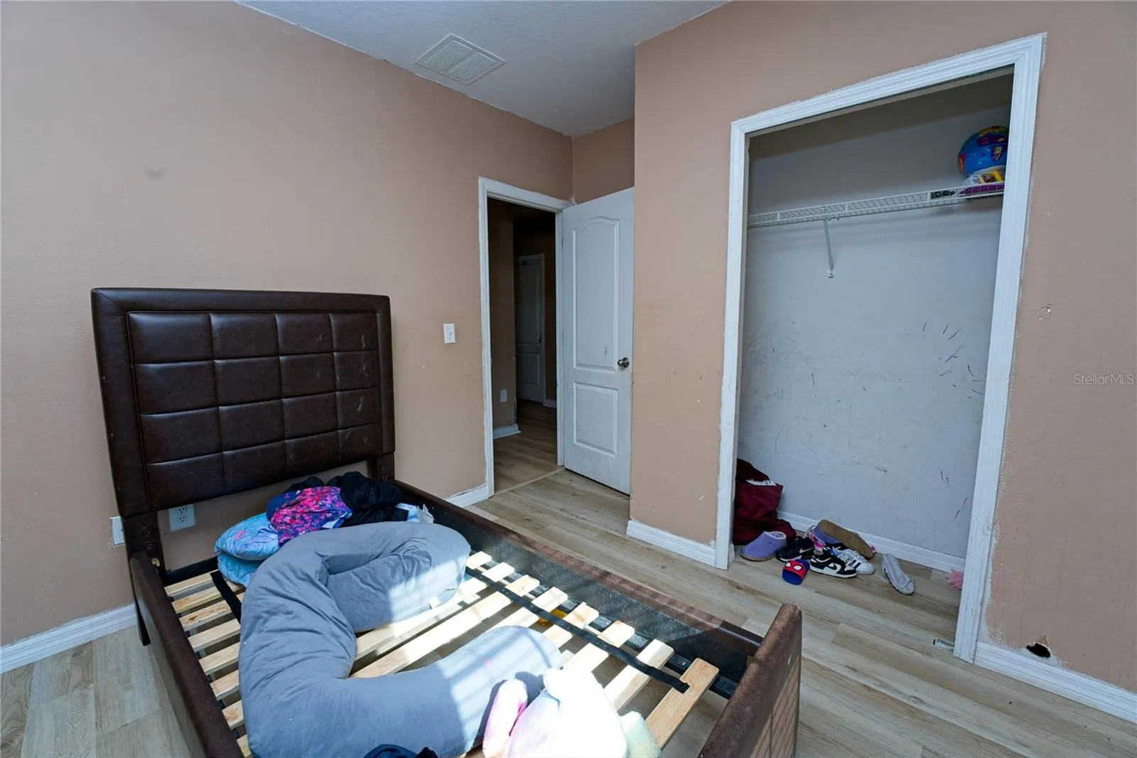 10119 CANDLEBERRY WOODS LN