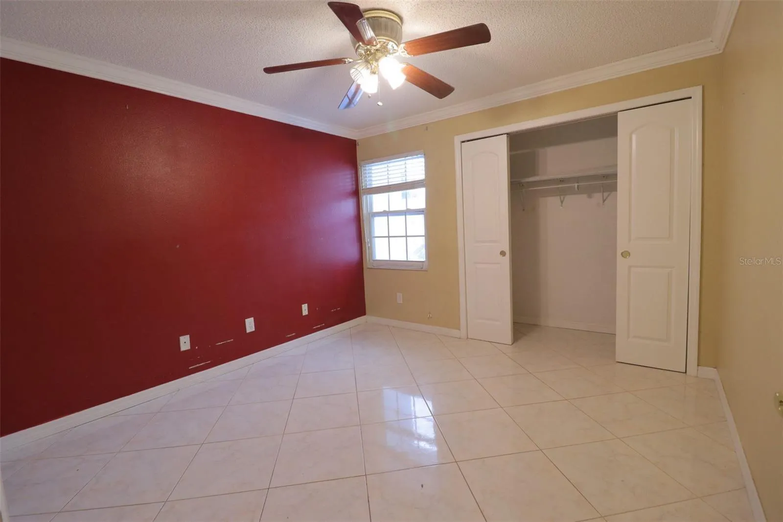 3821 N OAK DR #J22, #J22