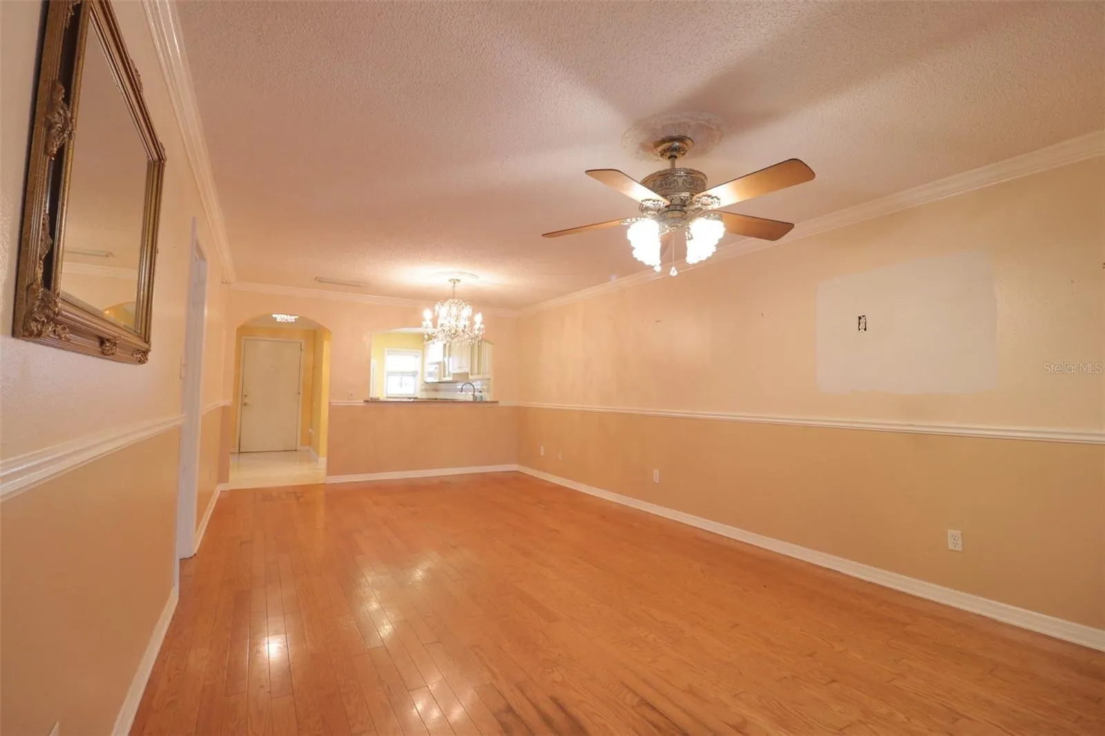 3821 N OAK DR #J22, #J22