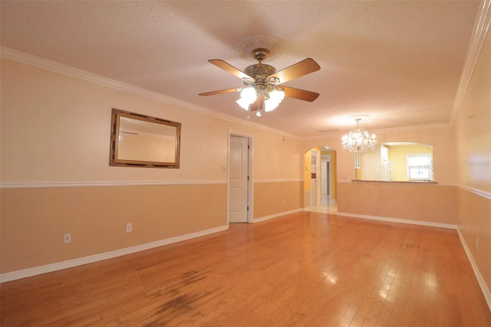 3821 N OAK DR #J22, #J22