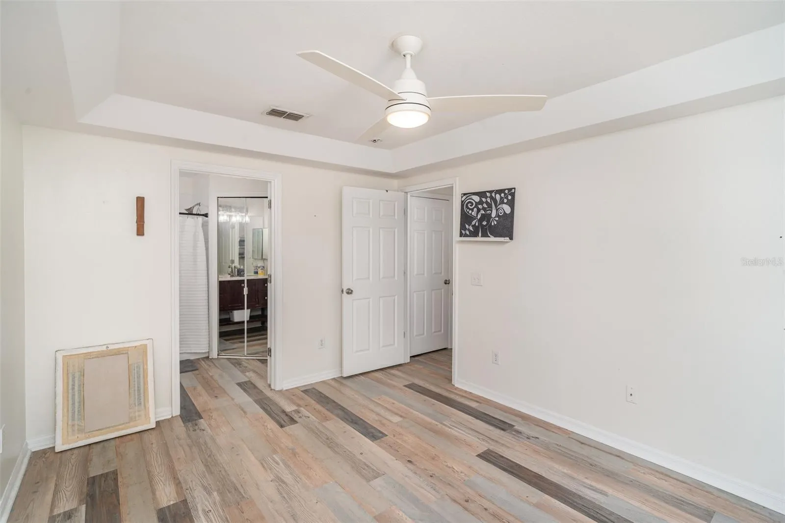 5865 MEADOWPARK PL