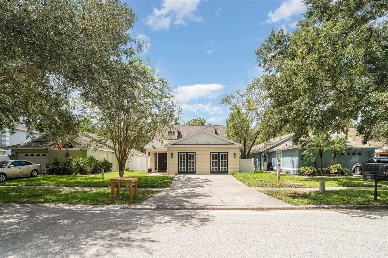 5865 MEADOWPARK PL