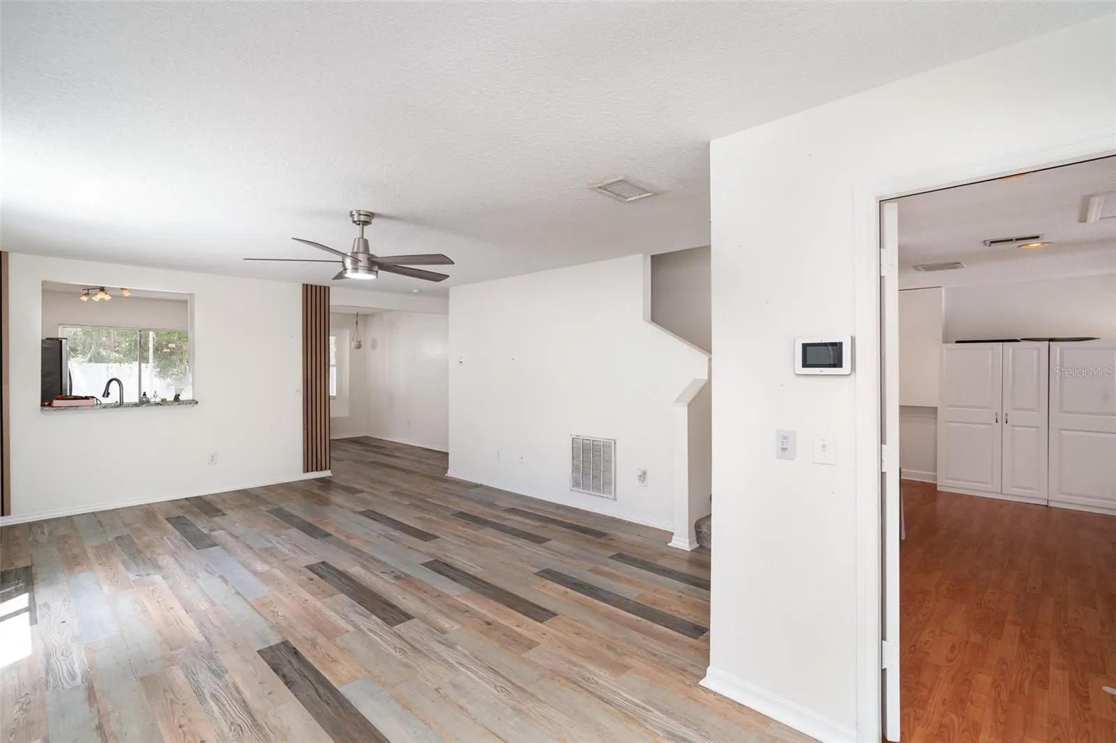5865 MEADOWPARK PL