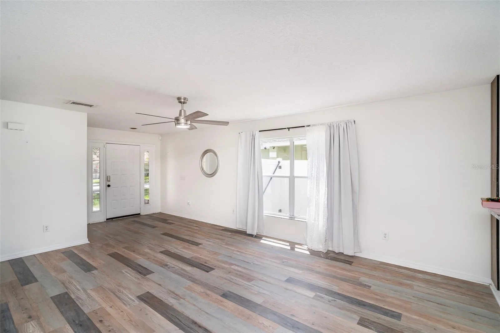 5865 MEADOWPARK PL