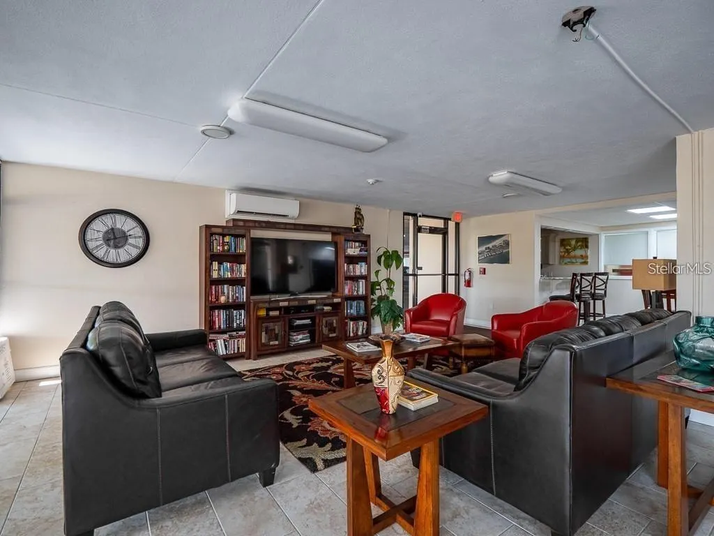 1270 GULF BLVD #1206, #1206