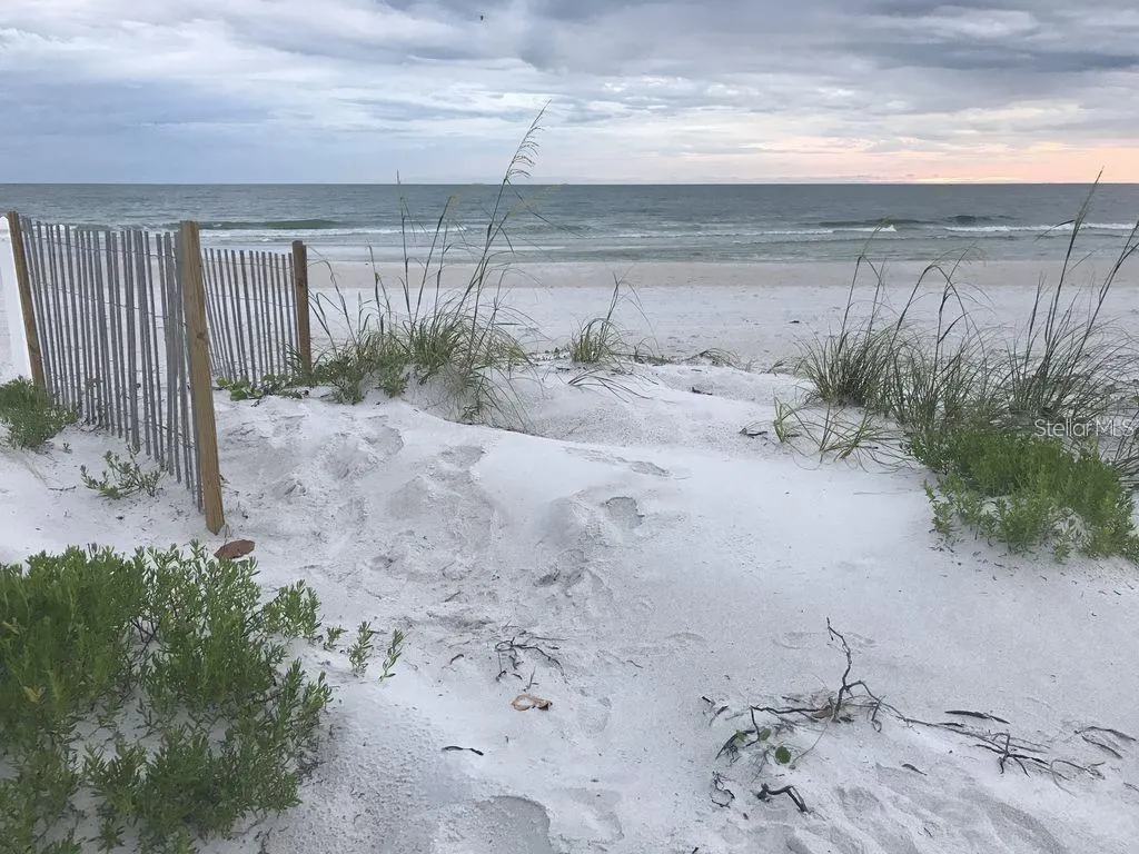 1270 GULF BLVD #1206, #1206