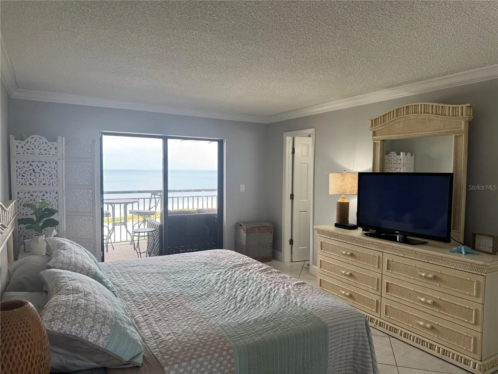 1270 GULF BLVD #1206, #1206