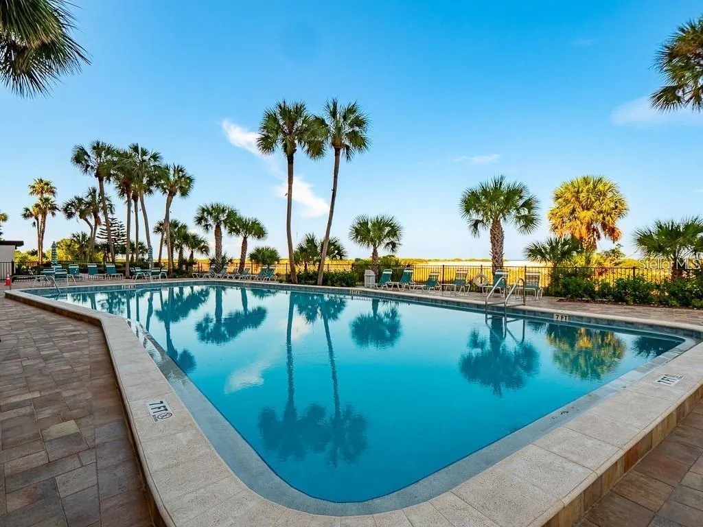 1270 GULF BLVD #1206, #1206