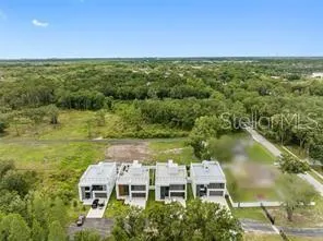 44 AVONWOOD