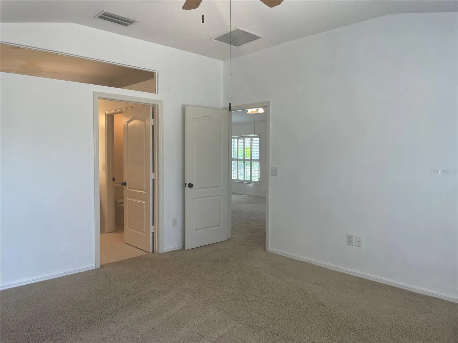6117 GENTLE BEN CIR