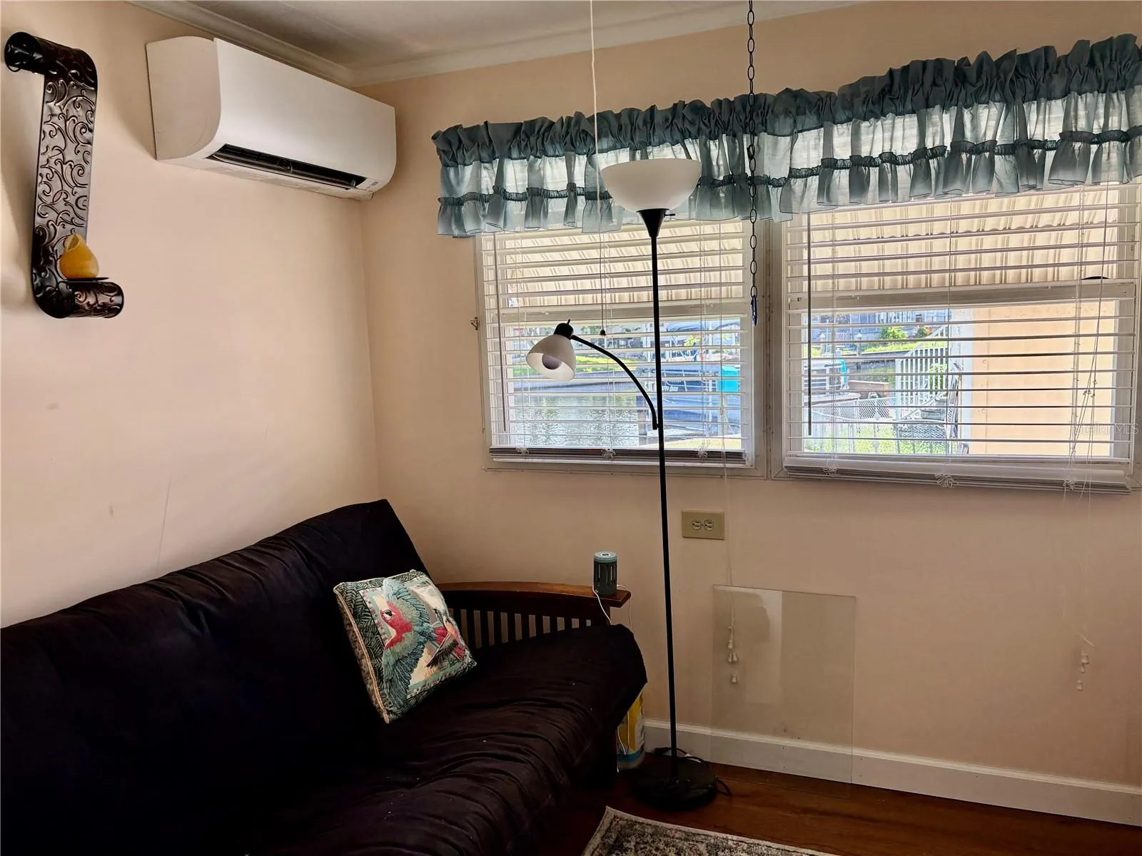 144 AMERICANA CT NE #218, #218