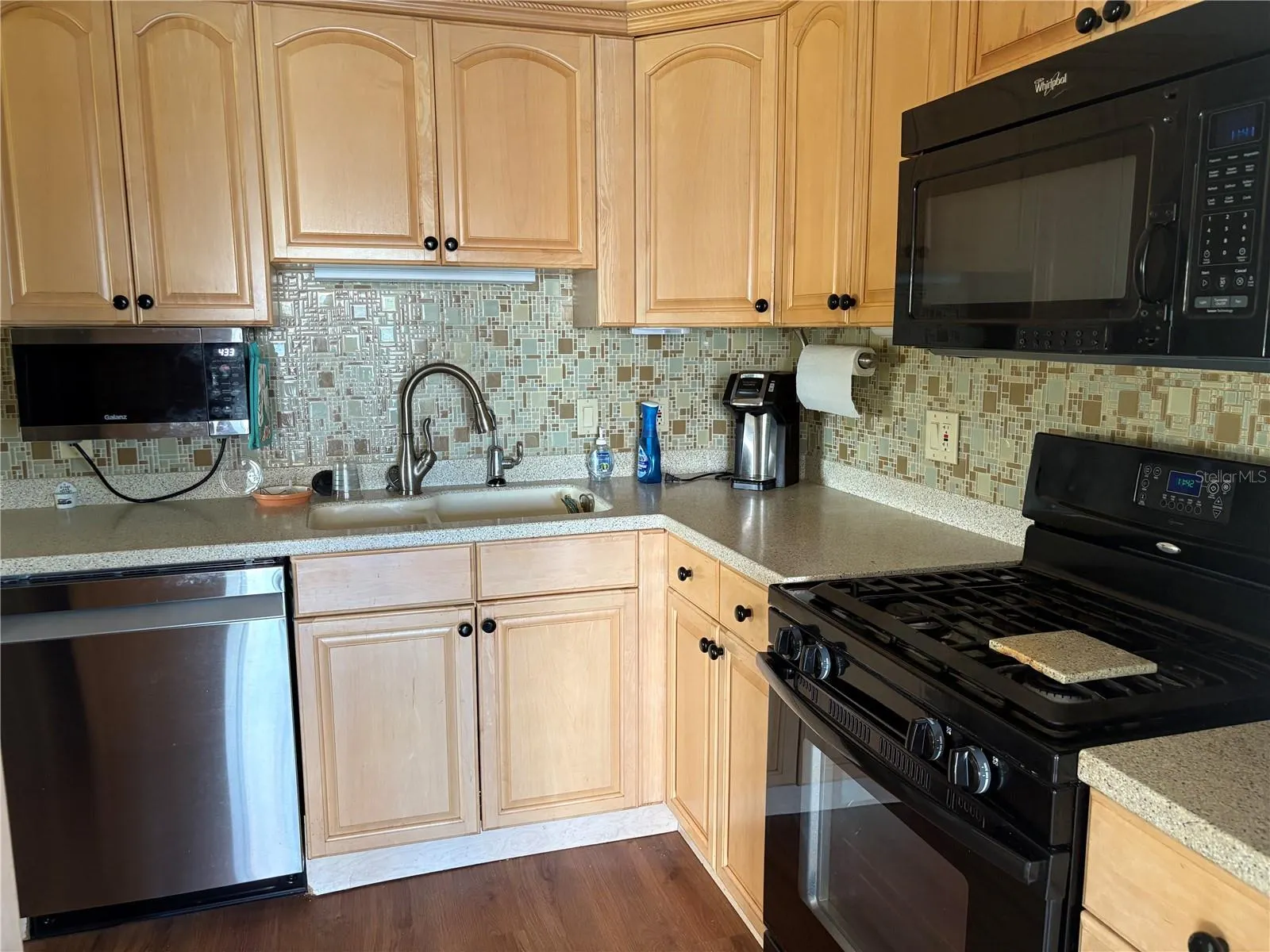 144 AMERICANA CT NE #218, #218