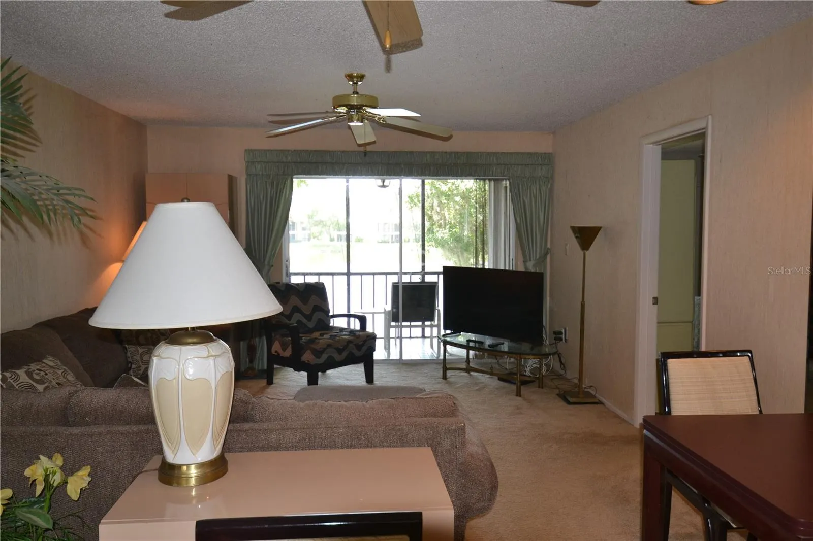 216 CYPRESS LN