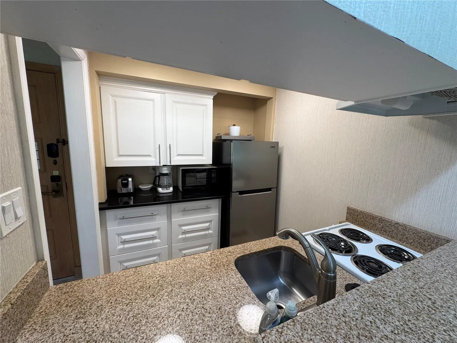 36750 US HIGHWAY 19 N #4-209, #4-209