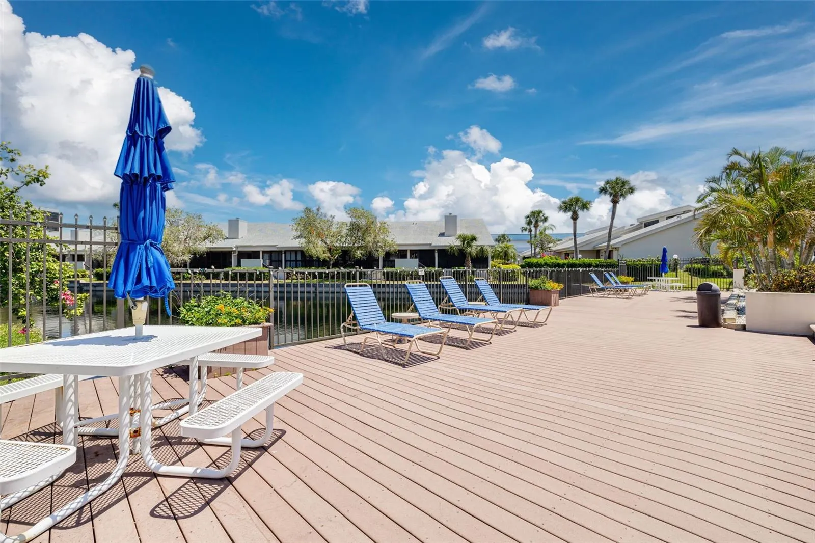 1324 PASADENA AVE S #402, #402