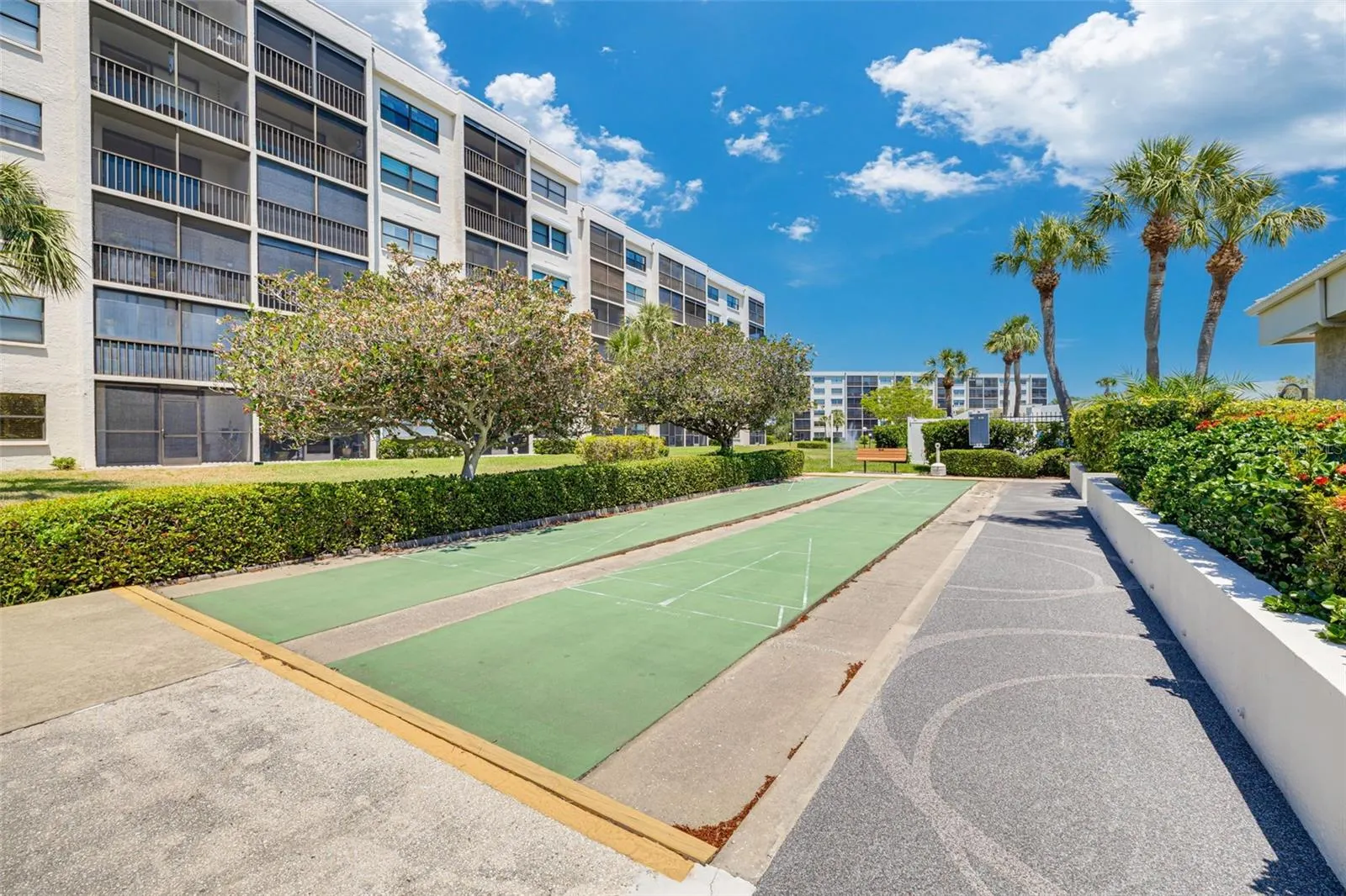 1324 PASADENA AVE S #402, #402