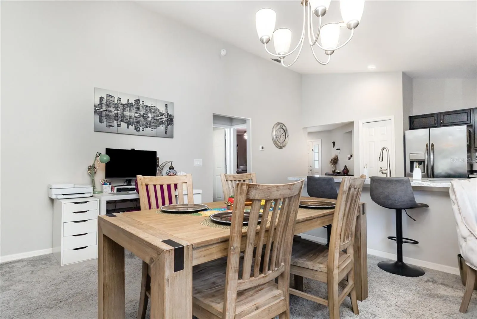 216 ST GEORGES CIR