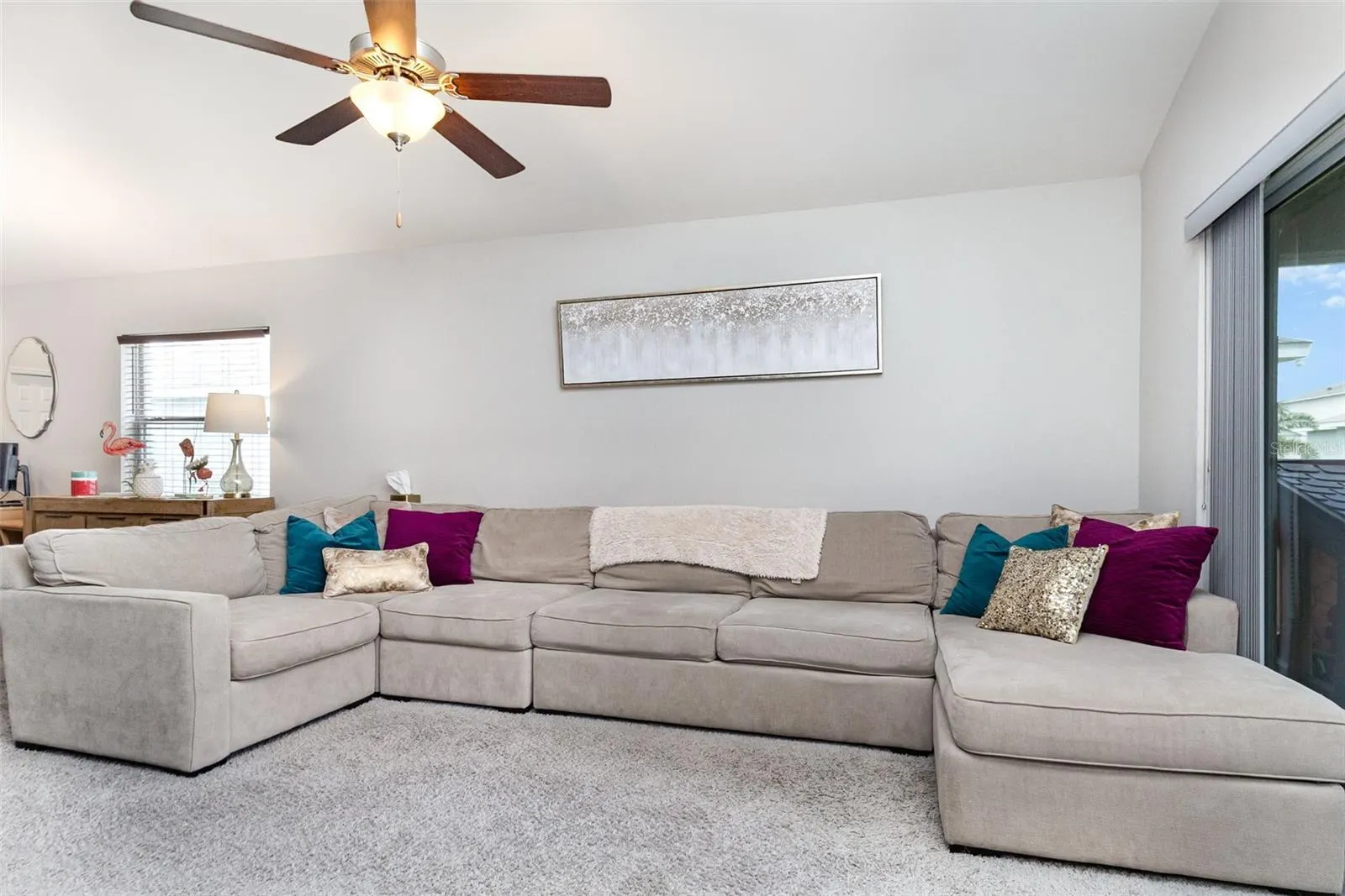 216 ST GEORGES CIR
