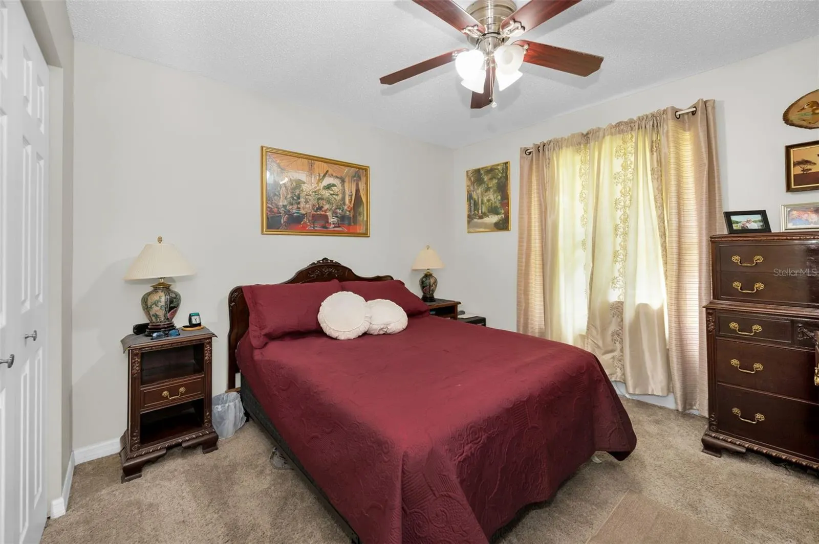 3233 CARRIAGE DR