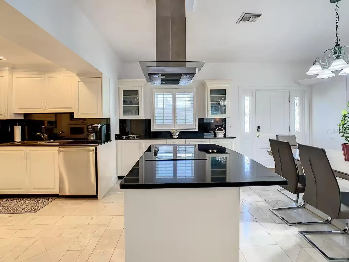 102 15TH AVE #1, #1