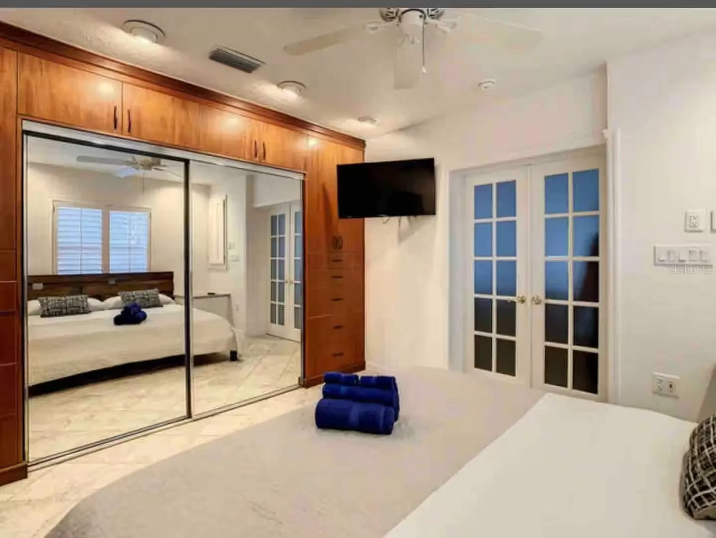102 15TH AVE #1, #1