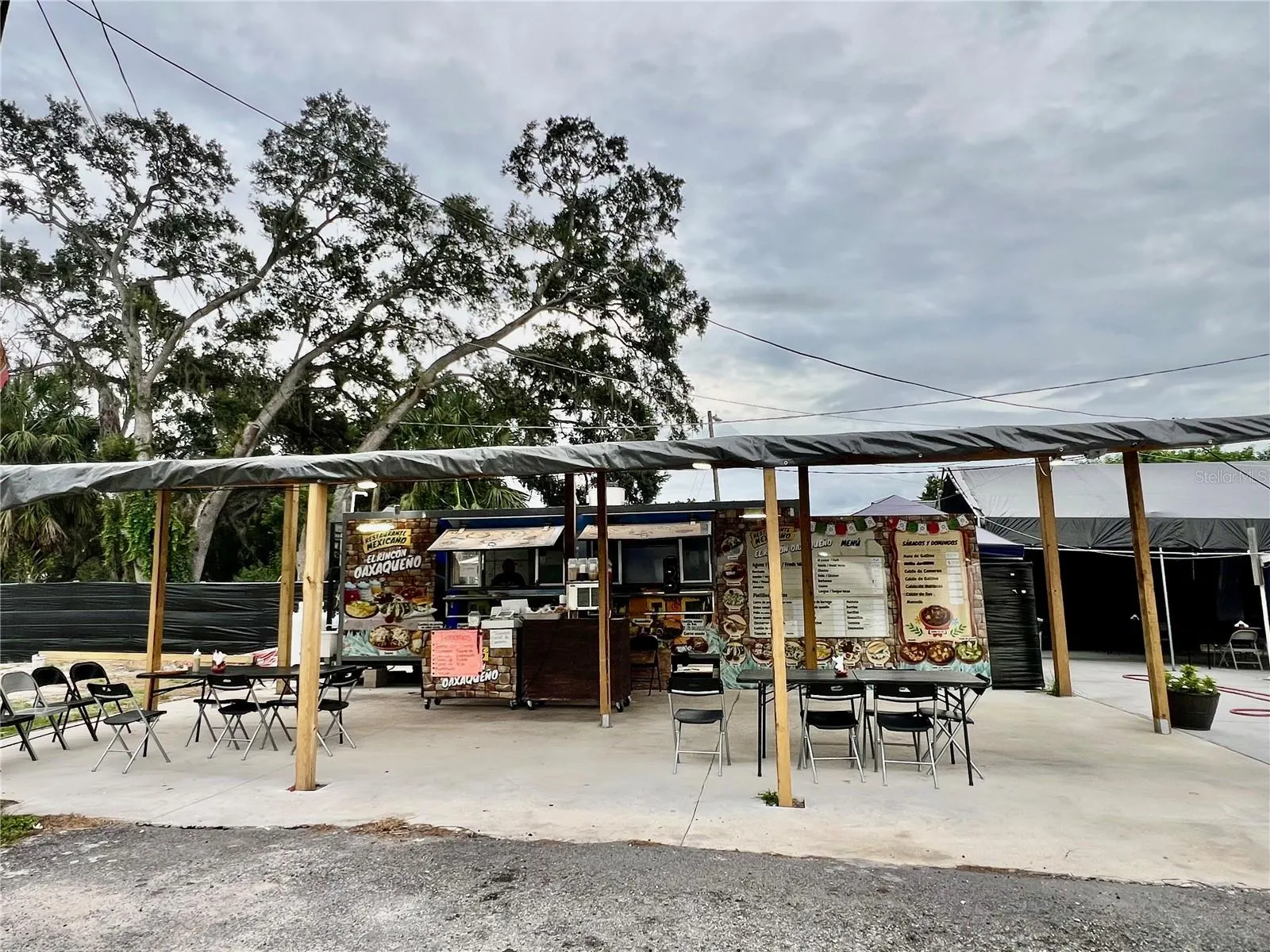 6101 SYMMES RD