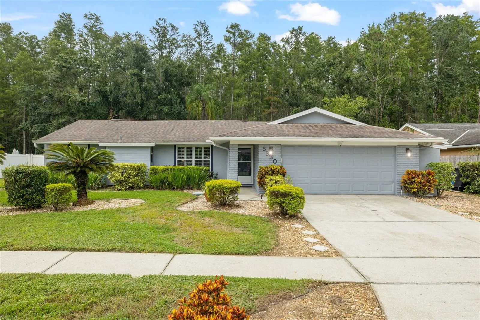 5330 BLACK PINE DR