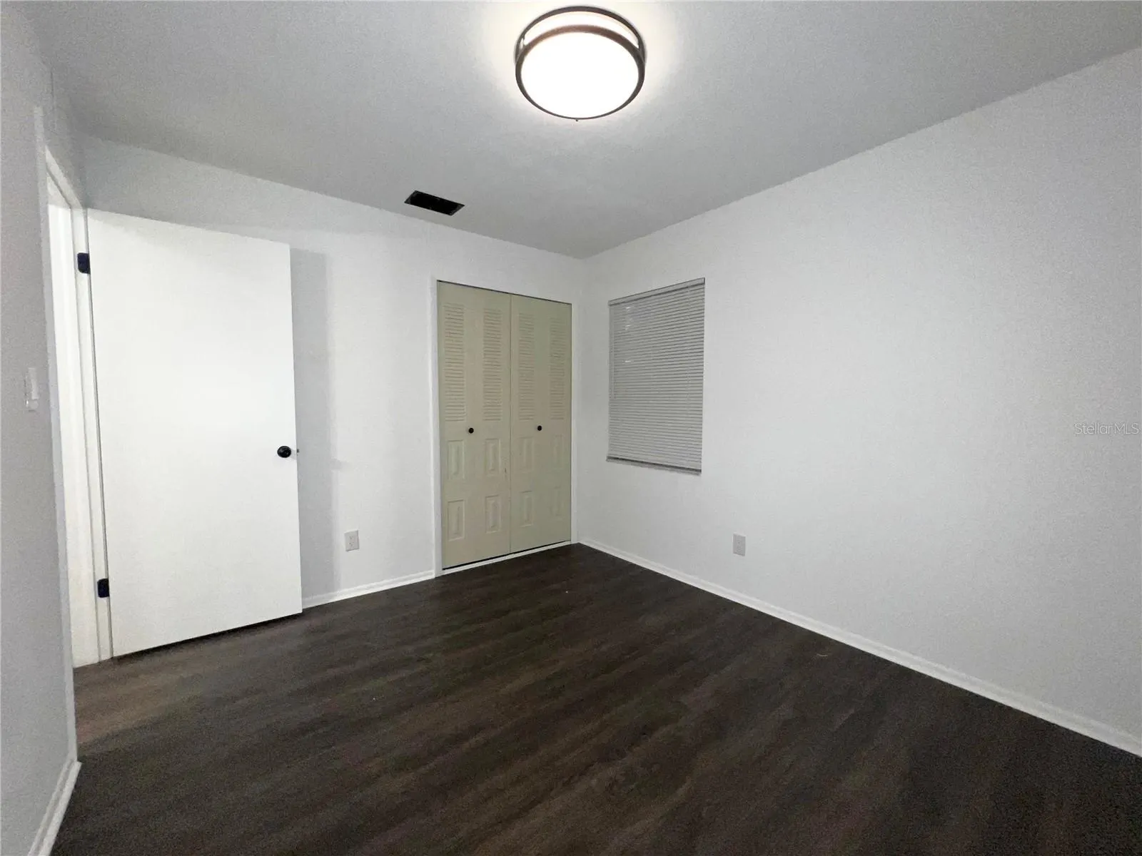 3608 OAK BARK LN