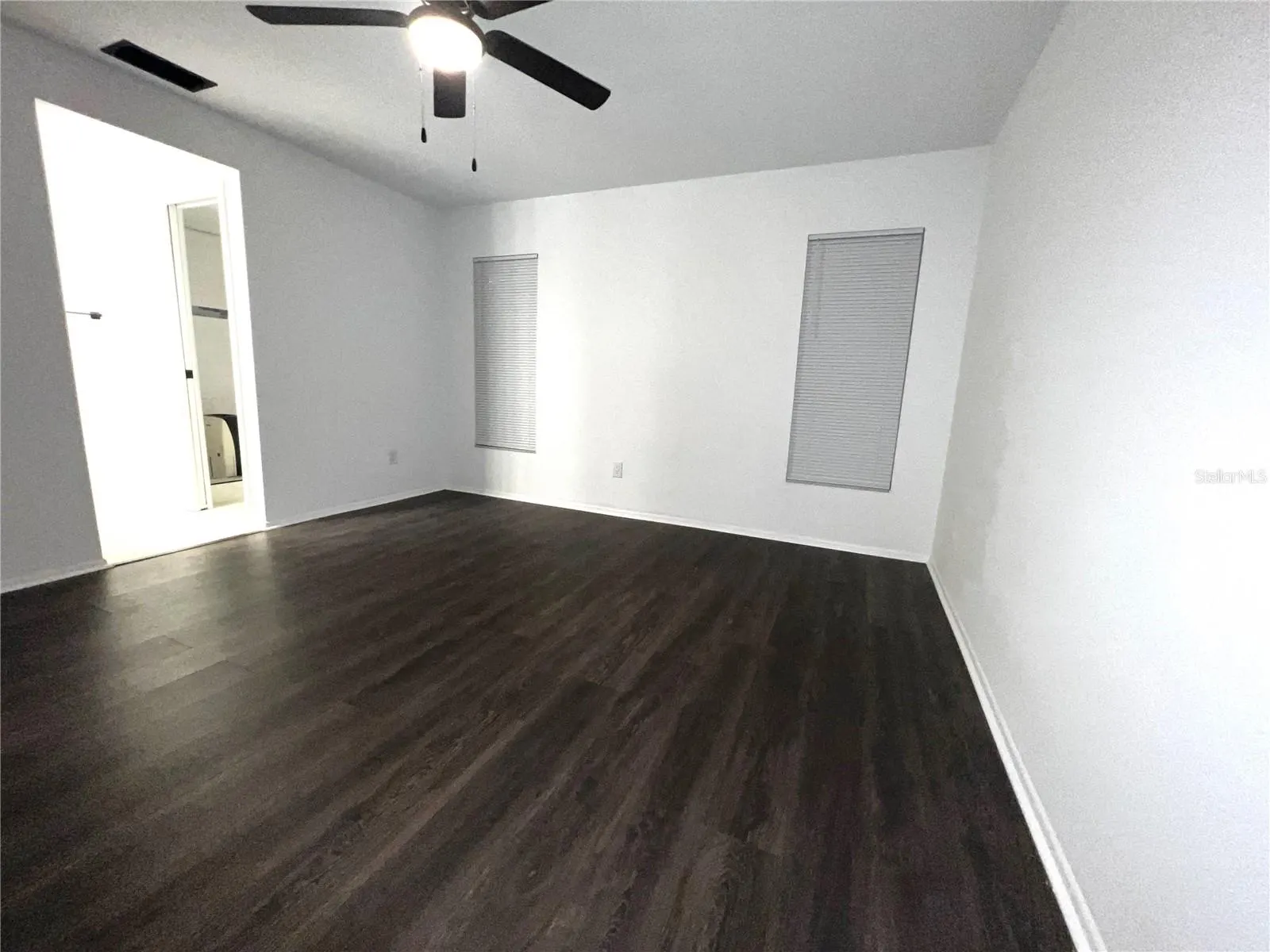 3608 OAK BARK LN