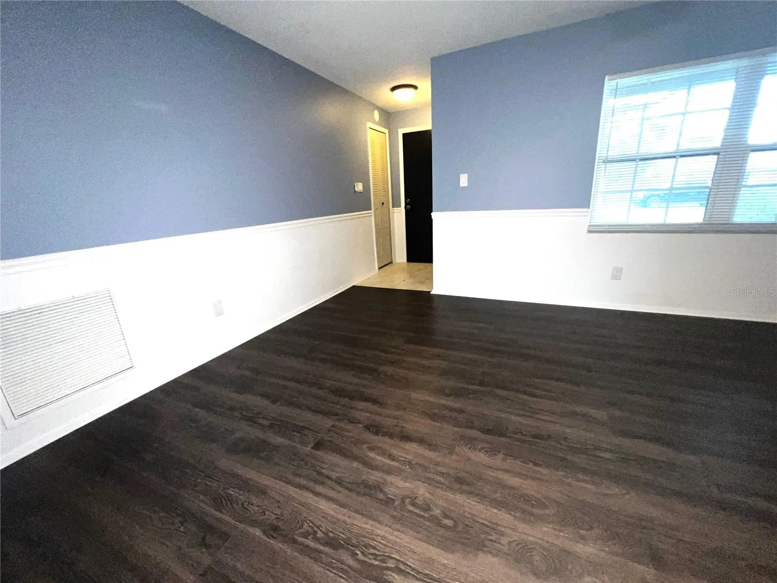 3608 OAK BARK LN
