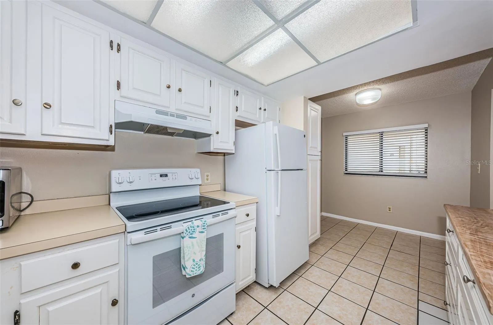 103 1ST ST E #208, #208