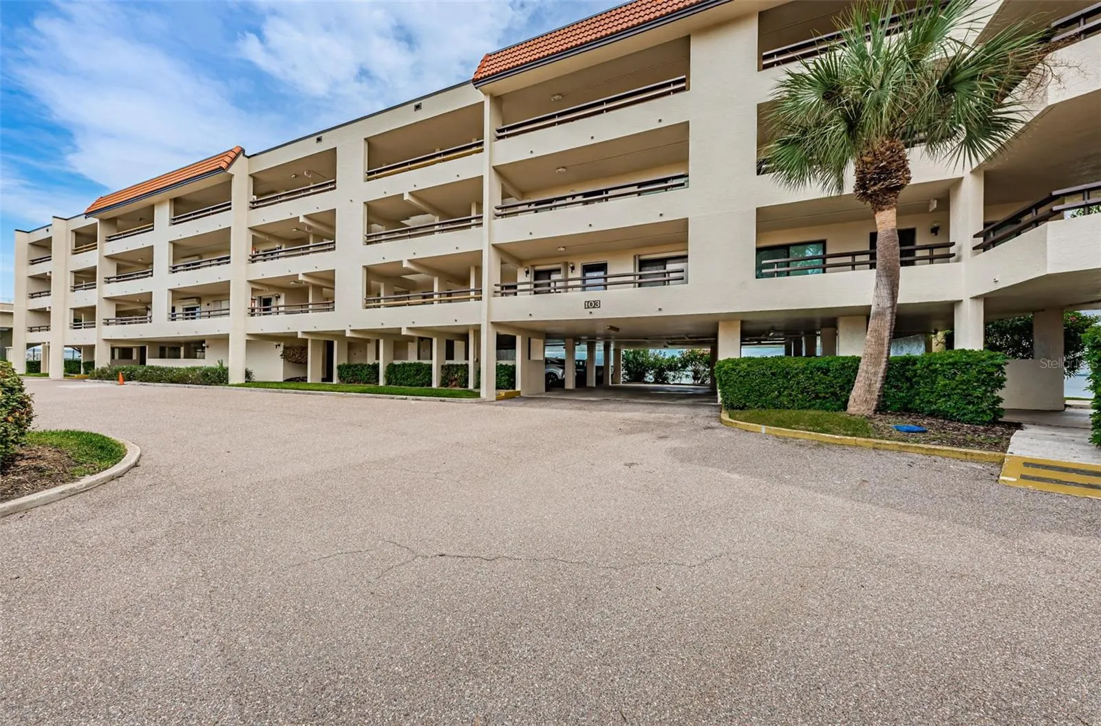 103 1ST ST E #208, #208