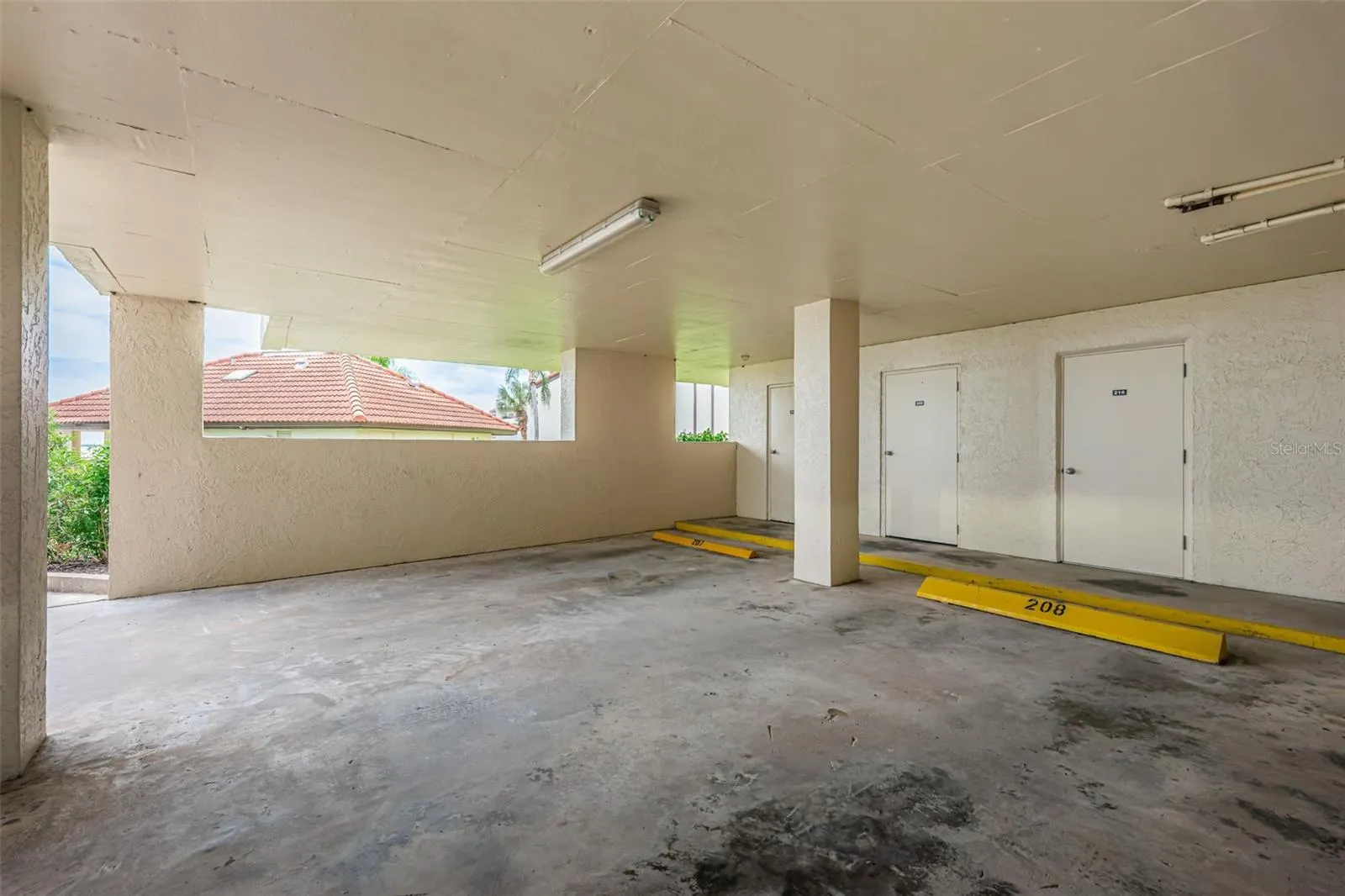103 1ST ST E #208, #208