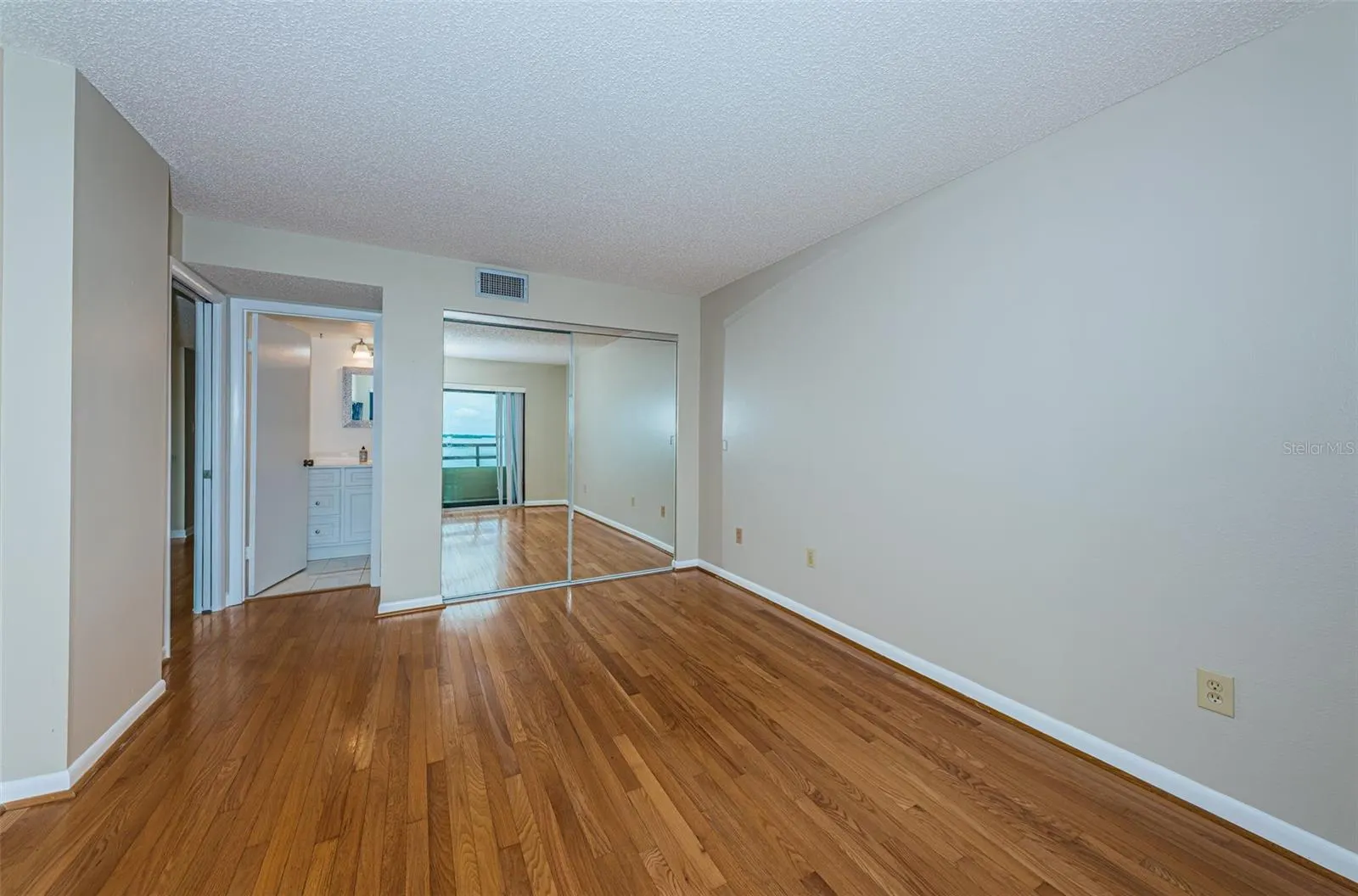 103 1ST ST E #208, #208