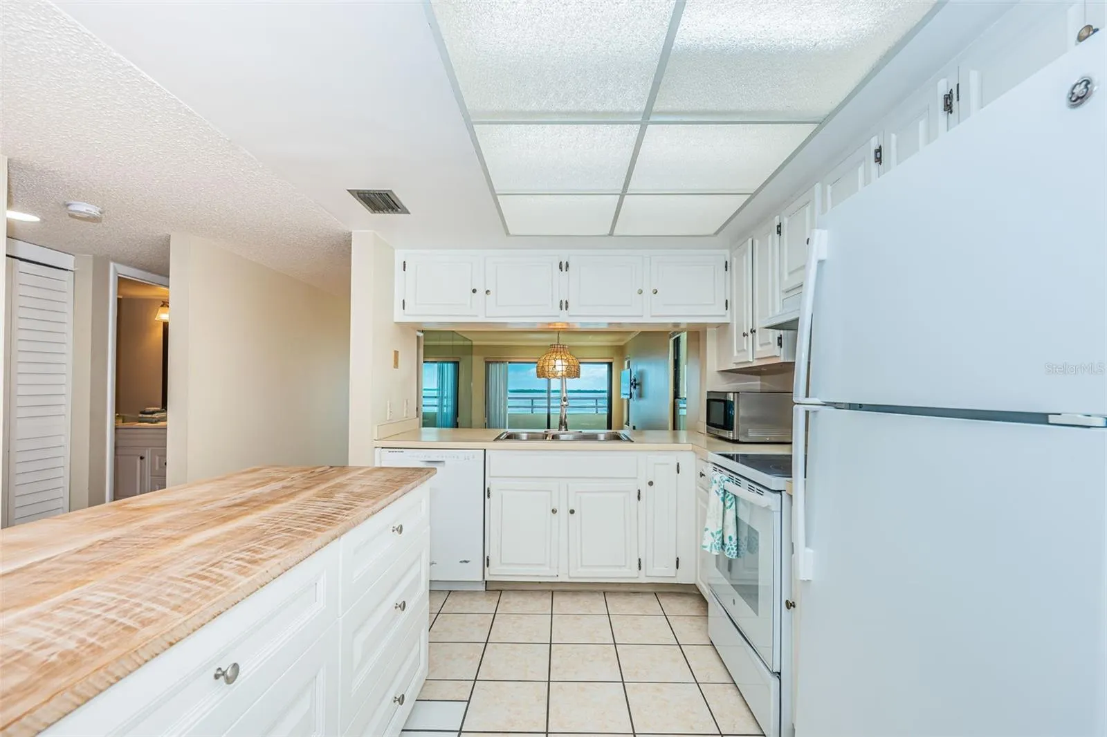 103 1ST ST E #208, #208