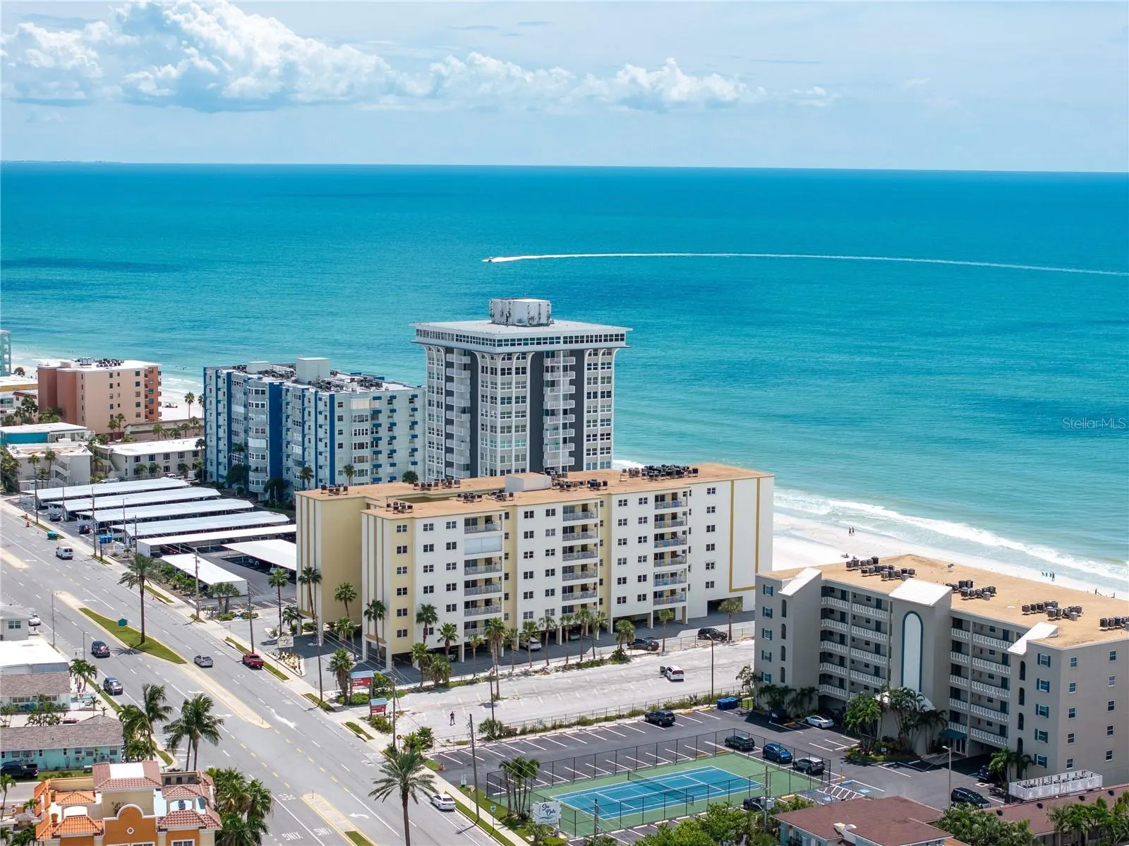 17450 GULF BLVD #206, #206