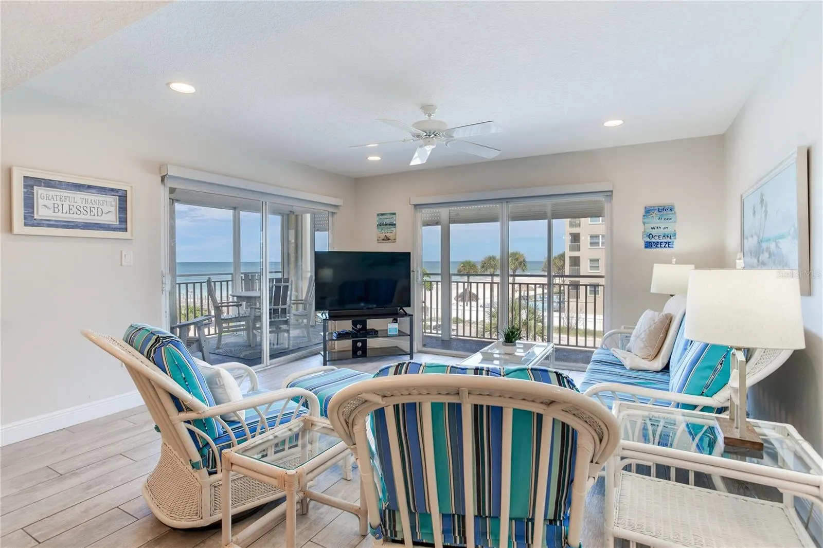 17450 GULF BLVD #206, #206