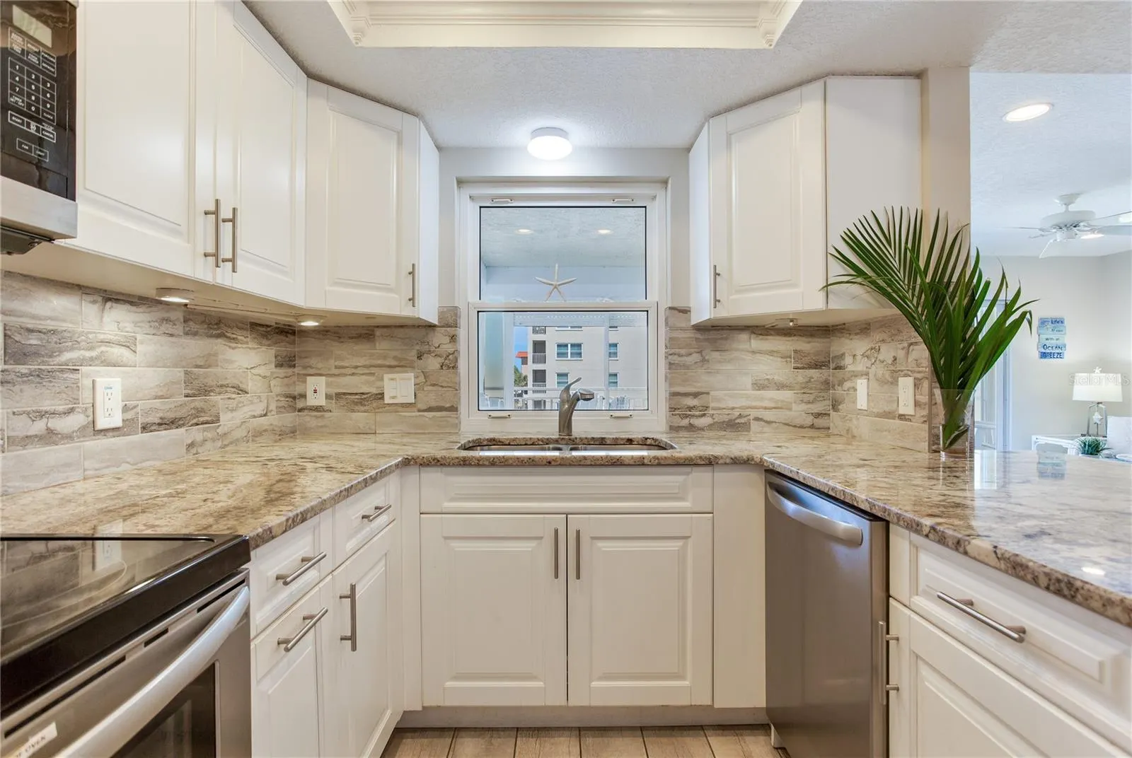 17450 GULF BLVD #206, #206