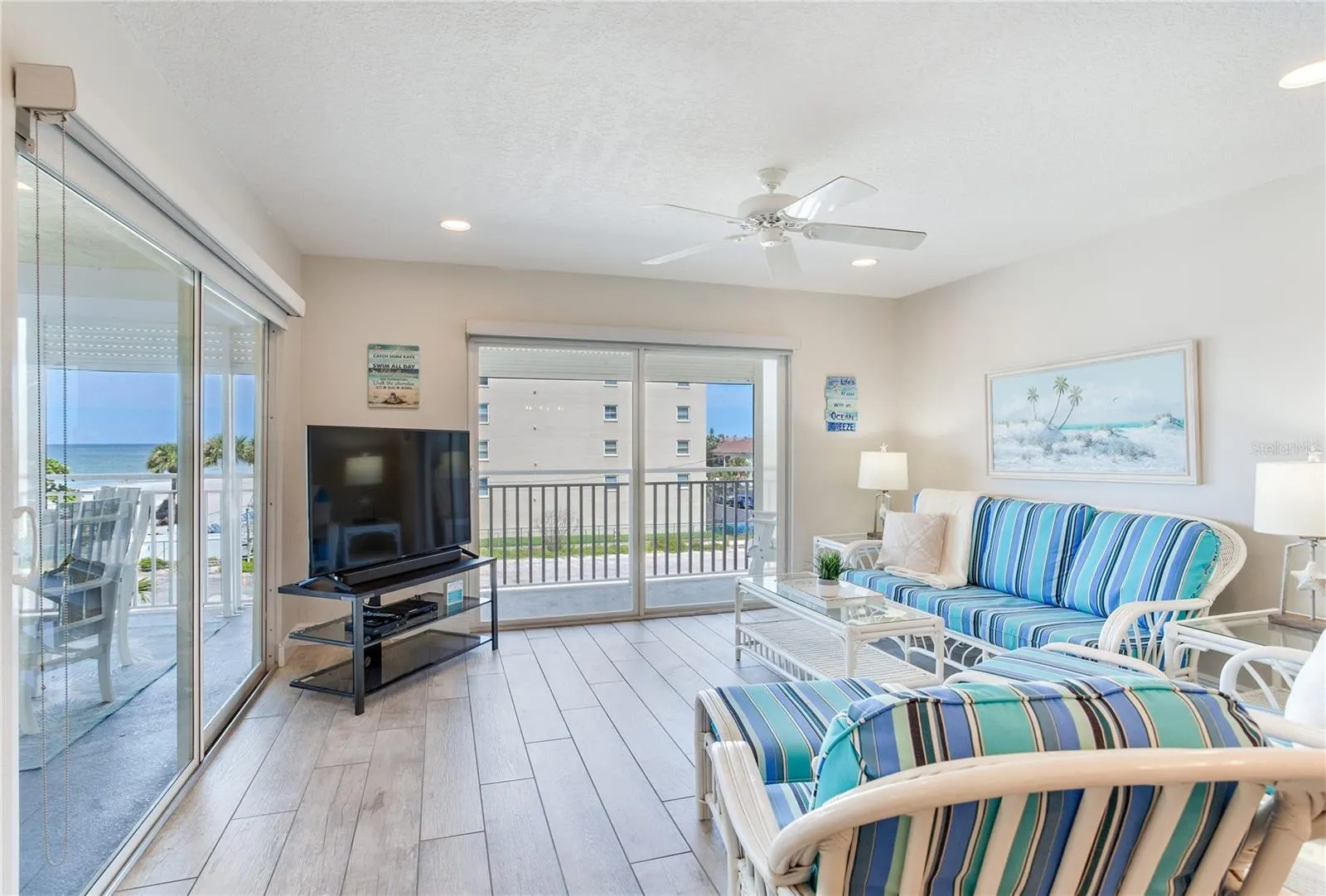 17450 GULF BLVD #206, #206