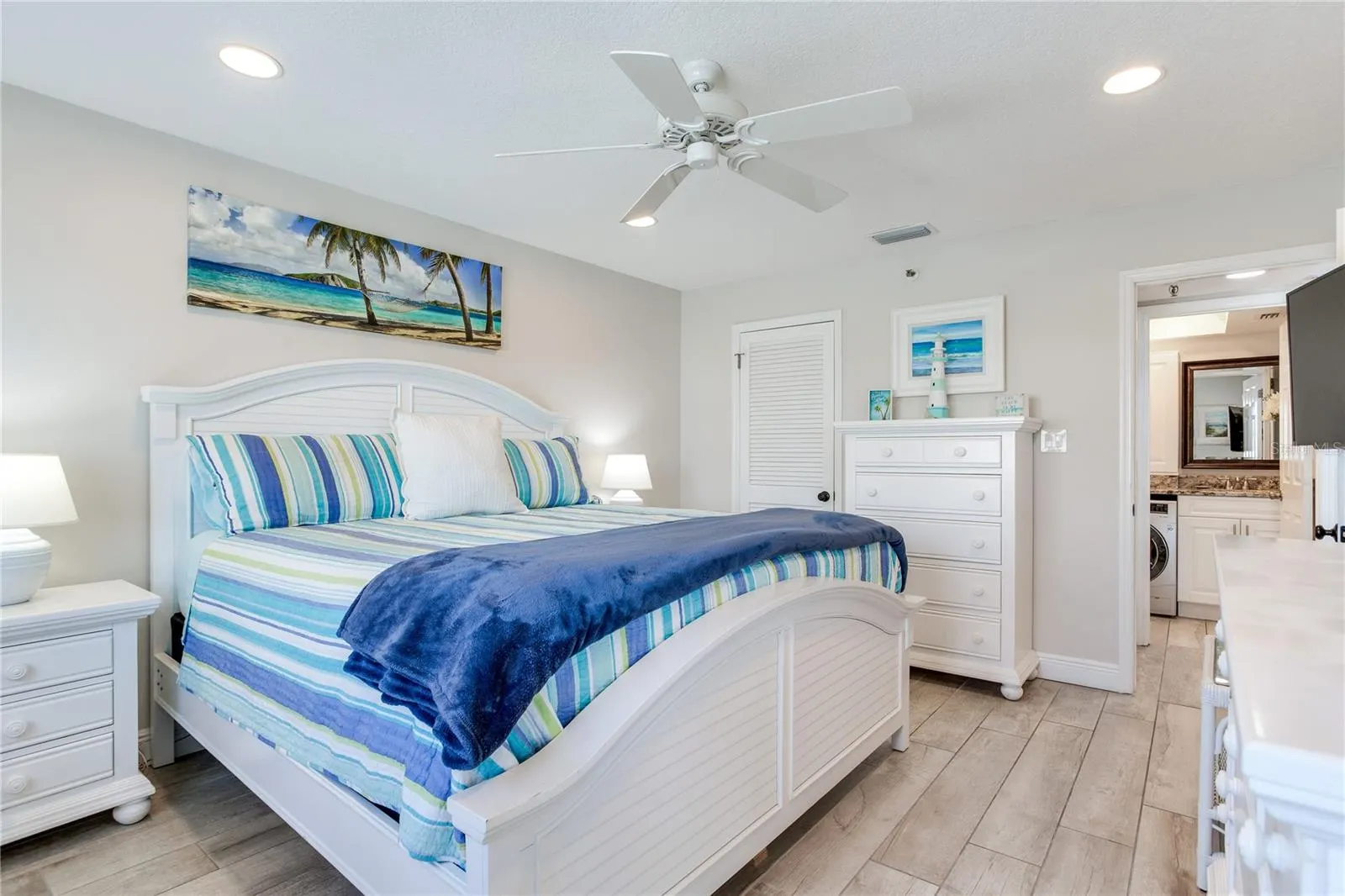 17450 GULF BLVD #206, #206