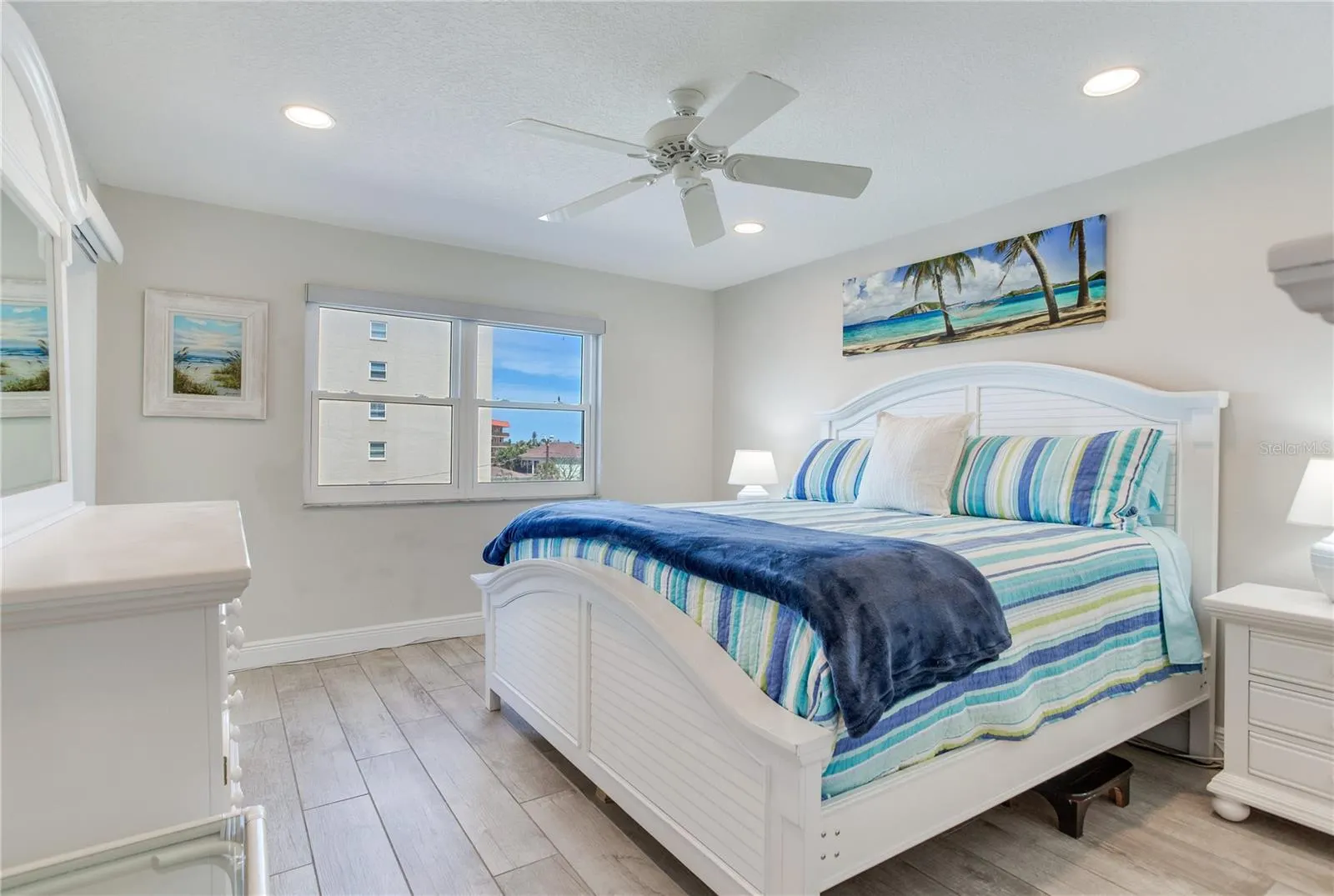 17450 GULF BLVD #206, #206