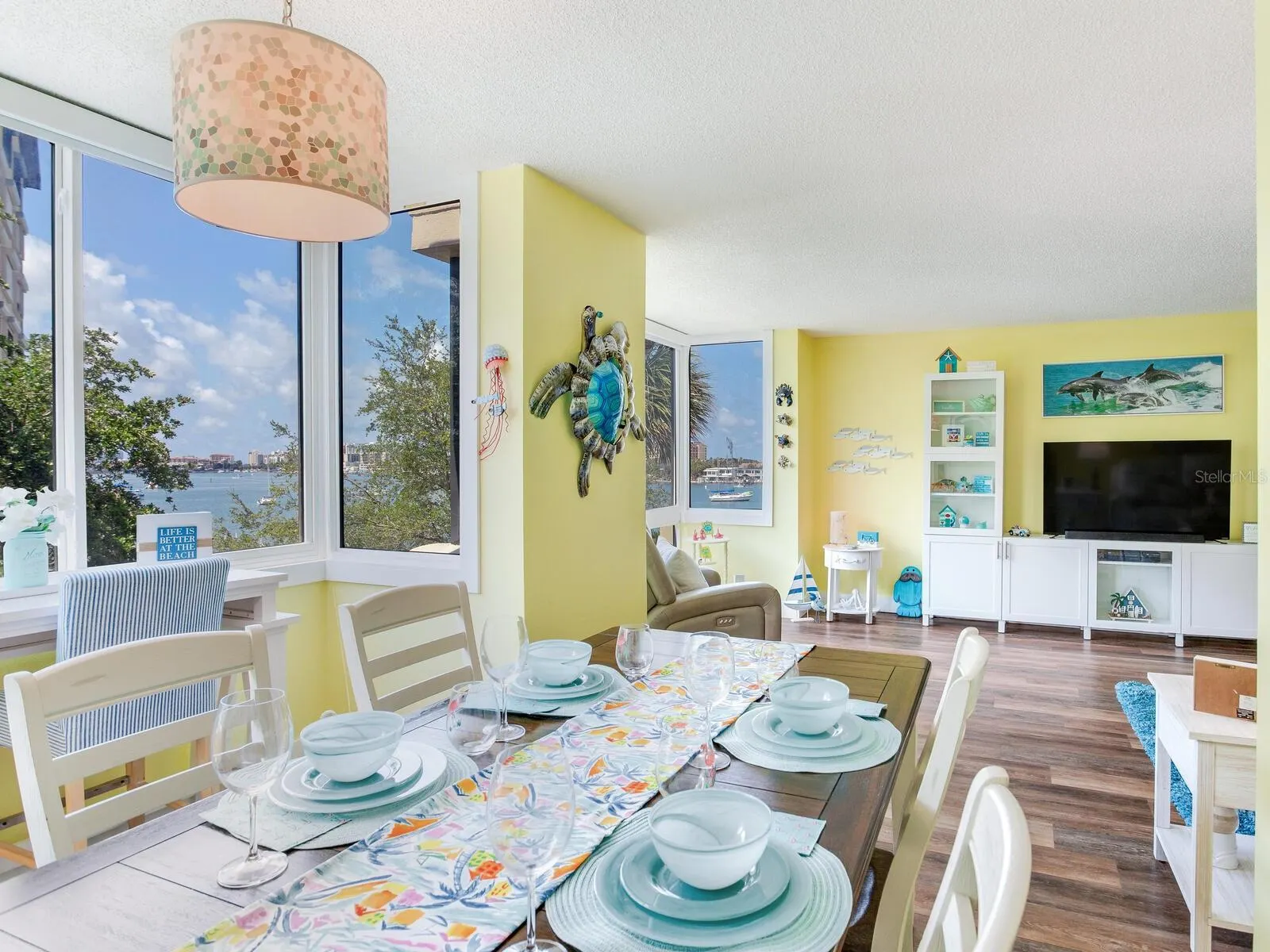 660 ISLAND WAY #306, #306