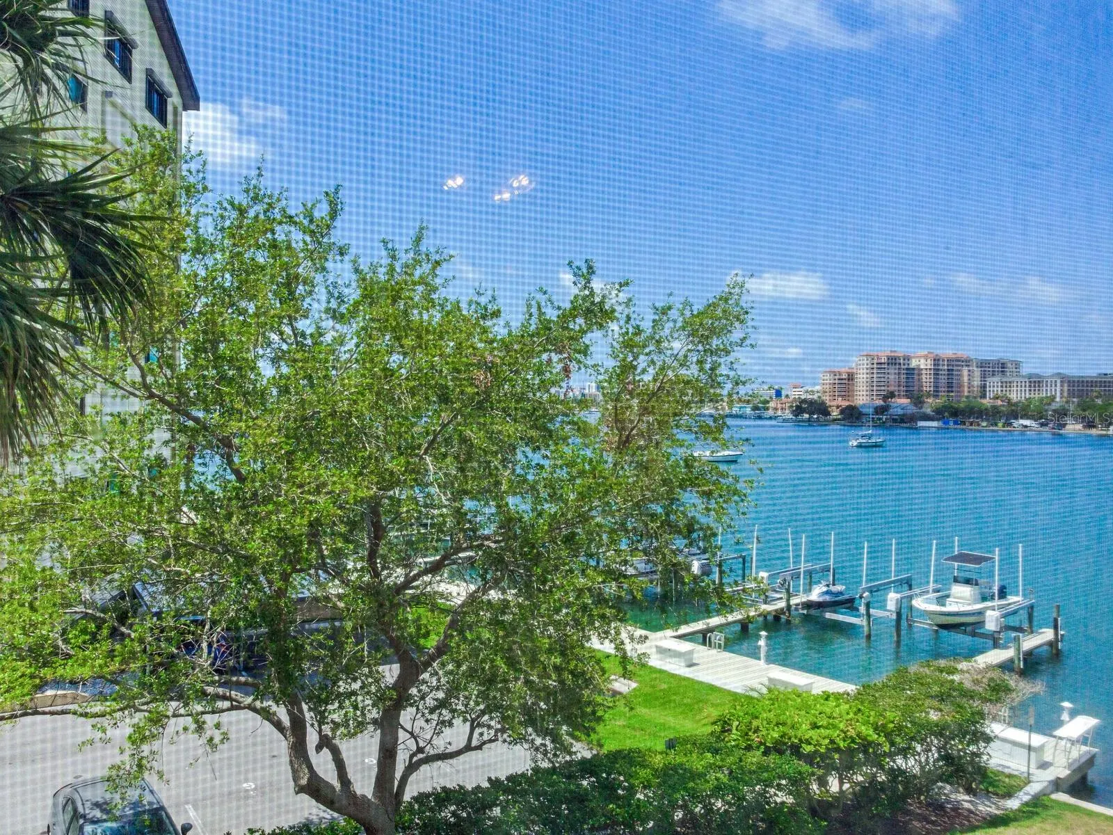660 ISLAND WAY #306, #306