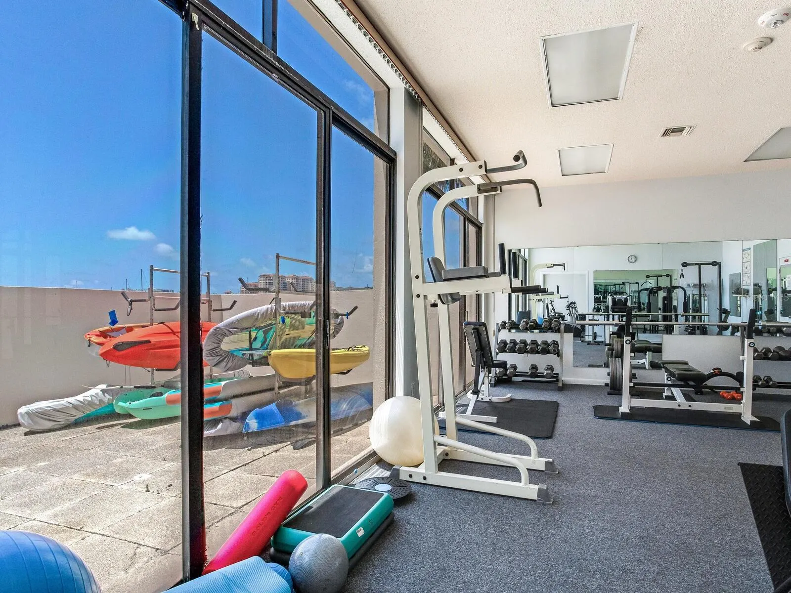660 ISLAND WAY #306, #306