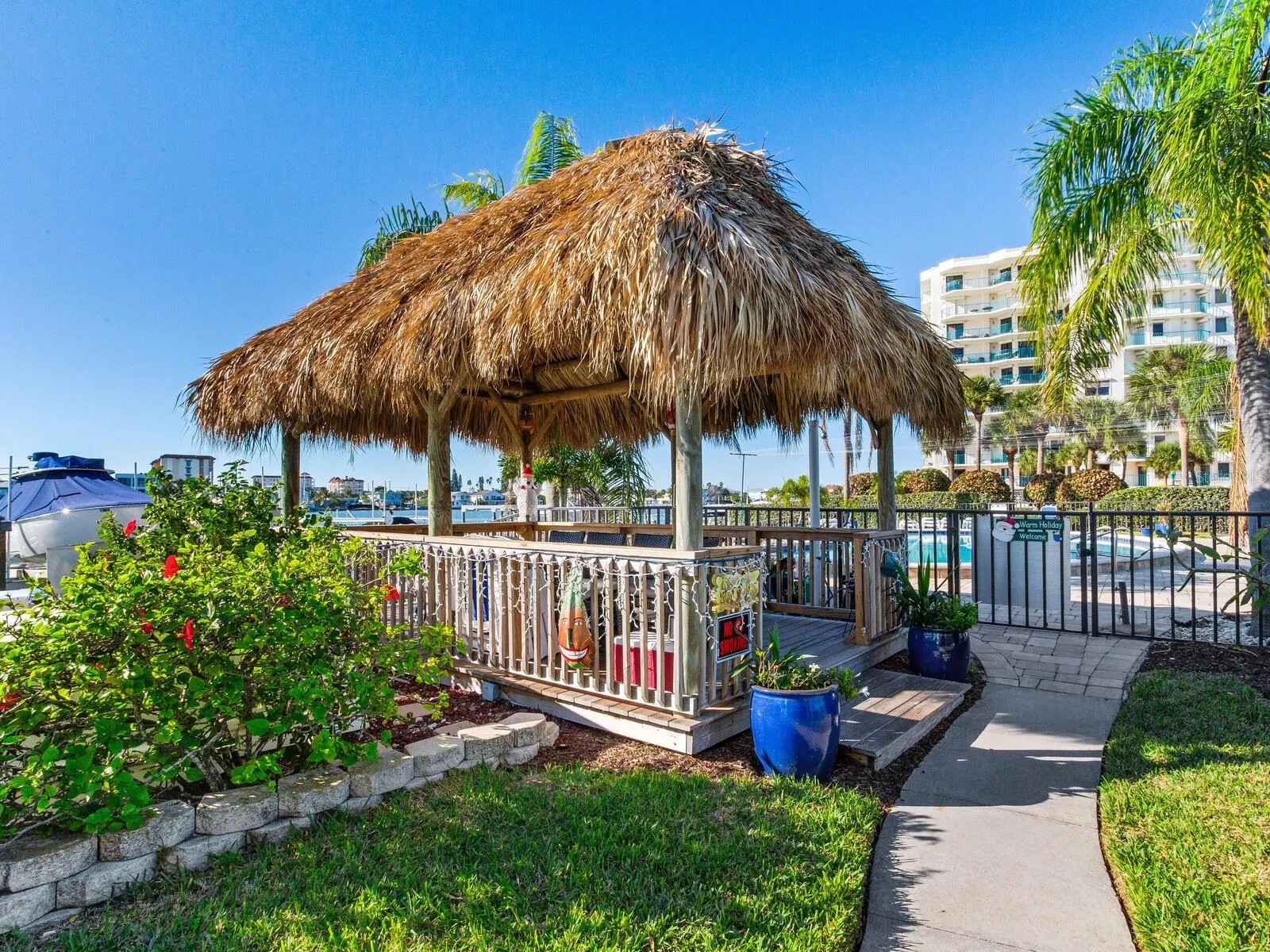 660 ISLAND WAY #306, #306