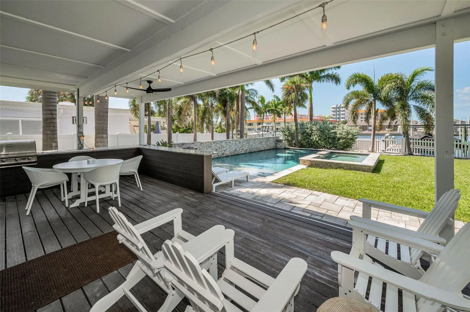 4250 BELLE VISTA DR