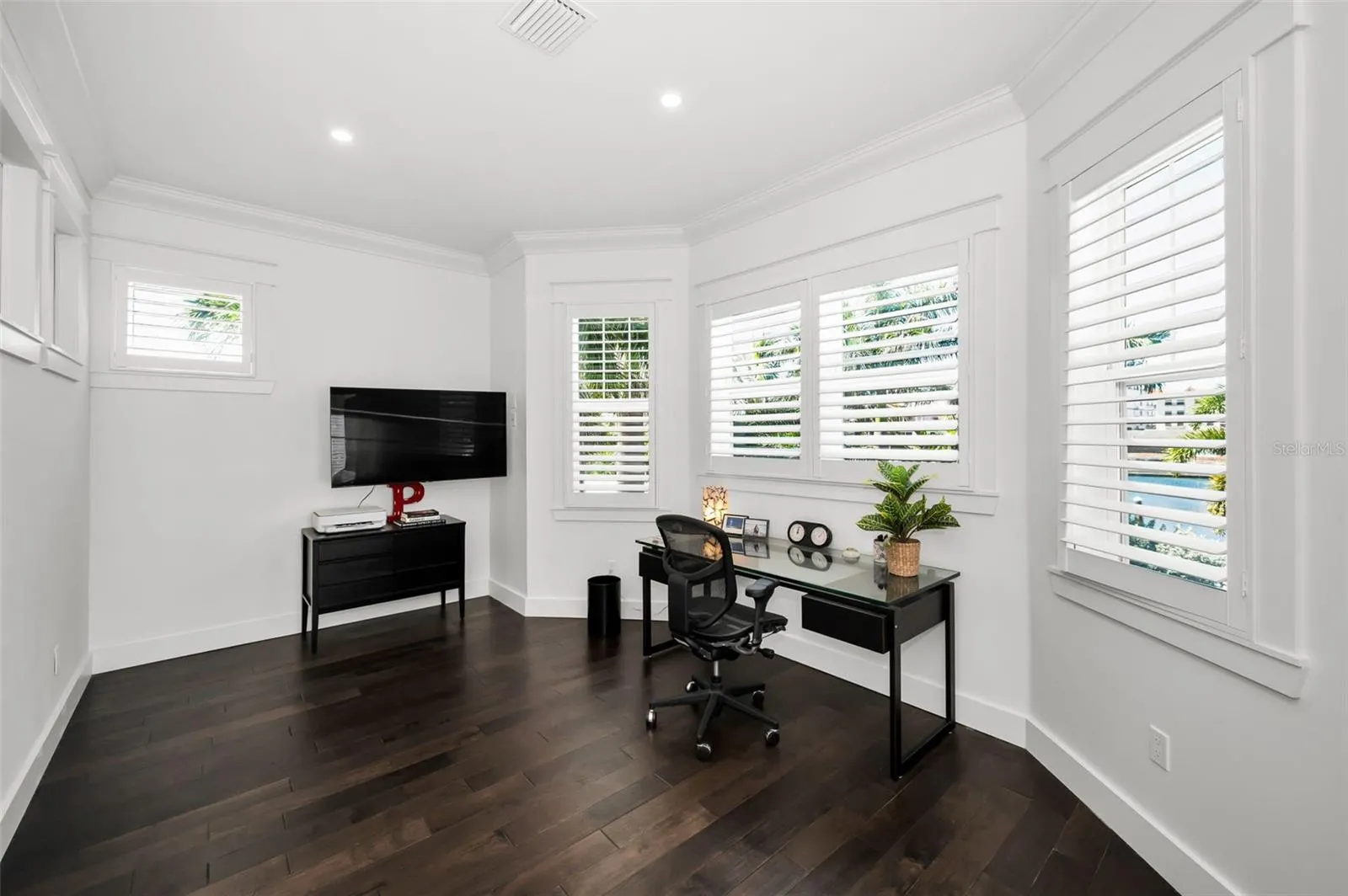 4250 BELLE VISTA DR