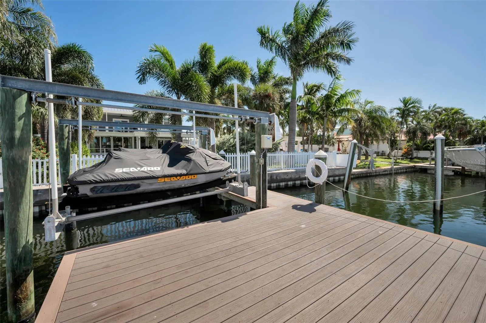 4250 BELLE VISTA DR