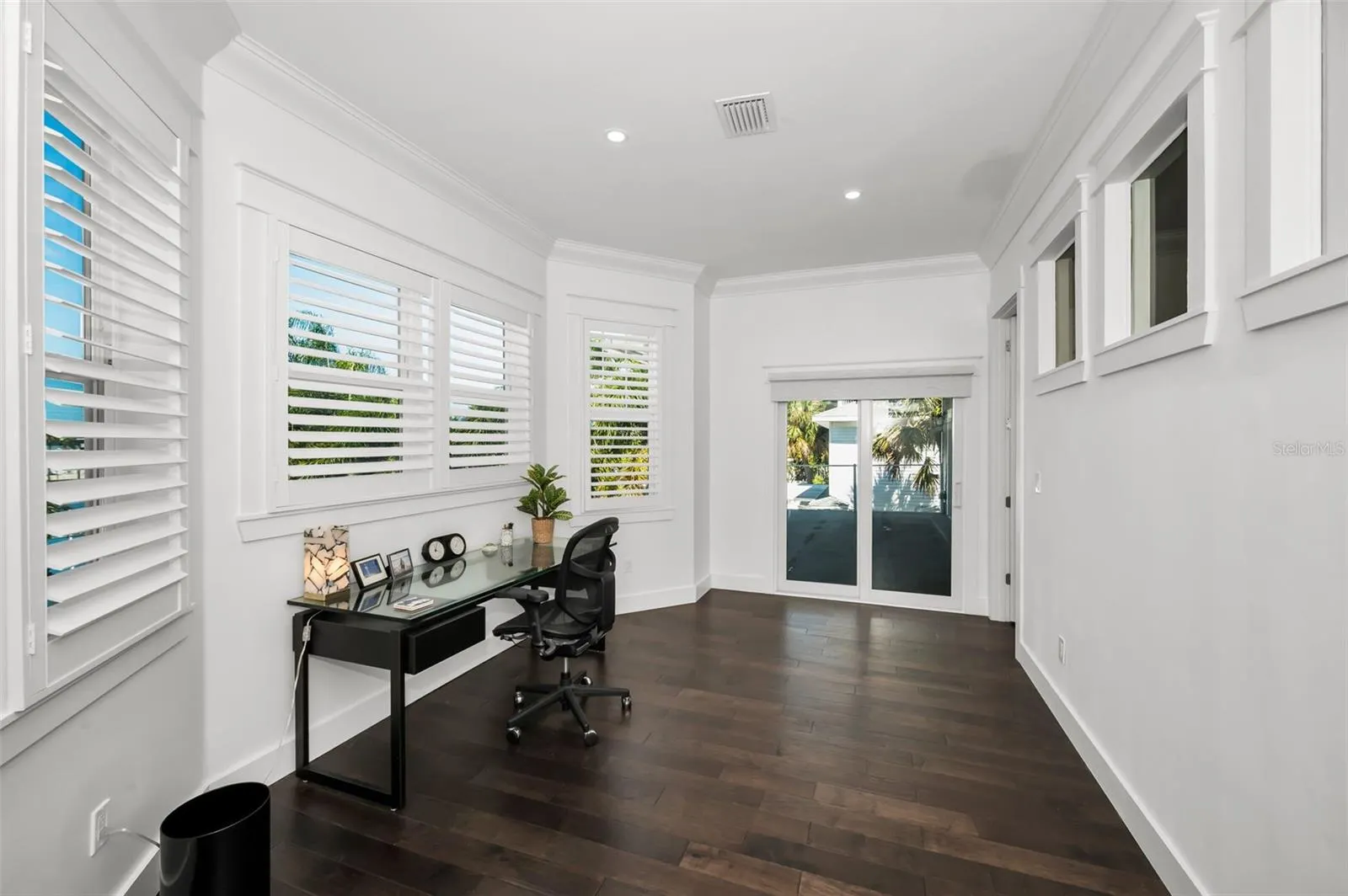 4250 BELLE VISTA DR