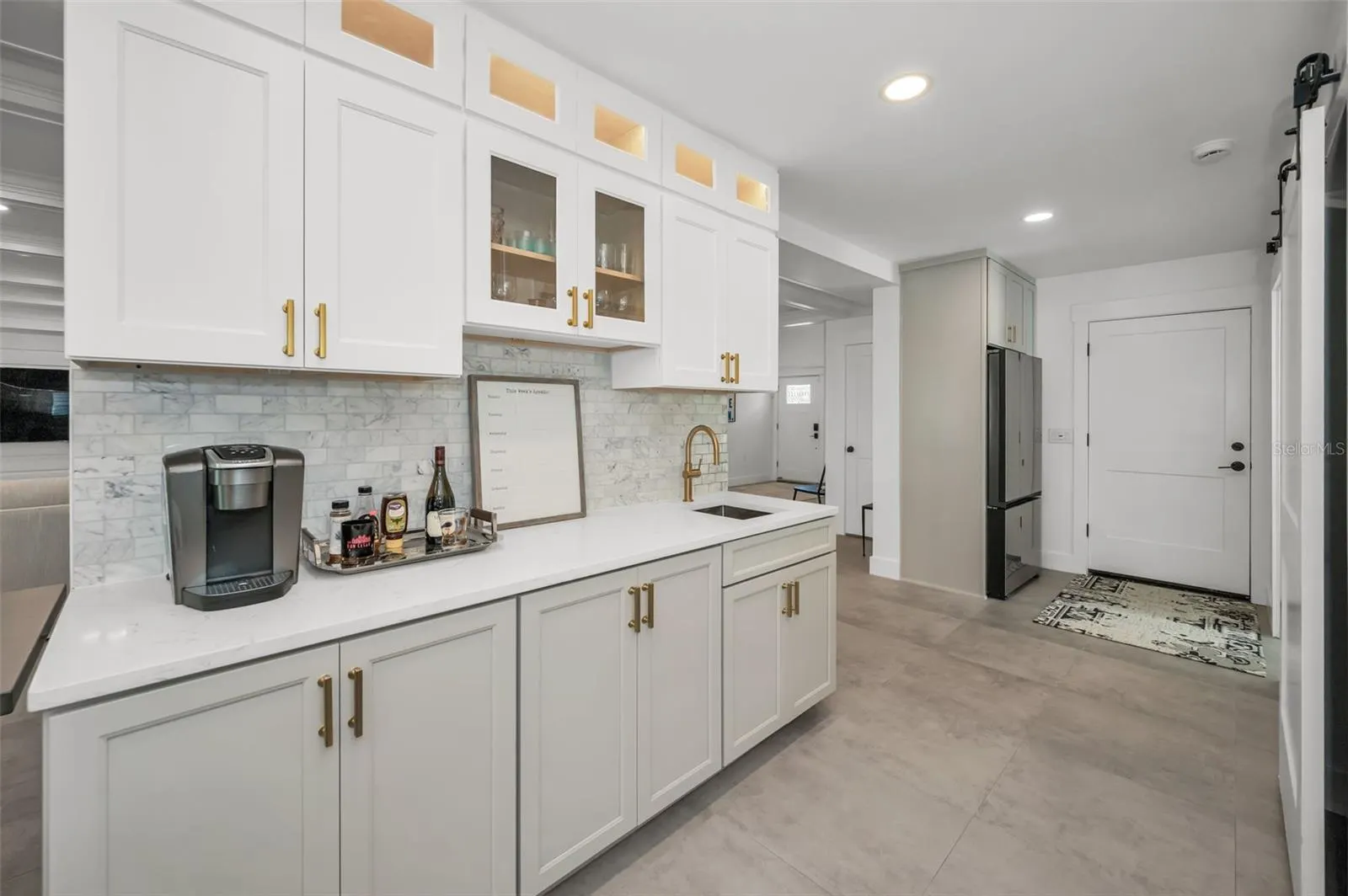 4250 BELLE VISTA DR